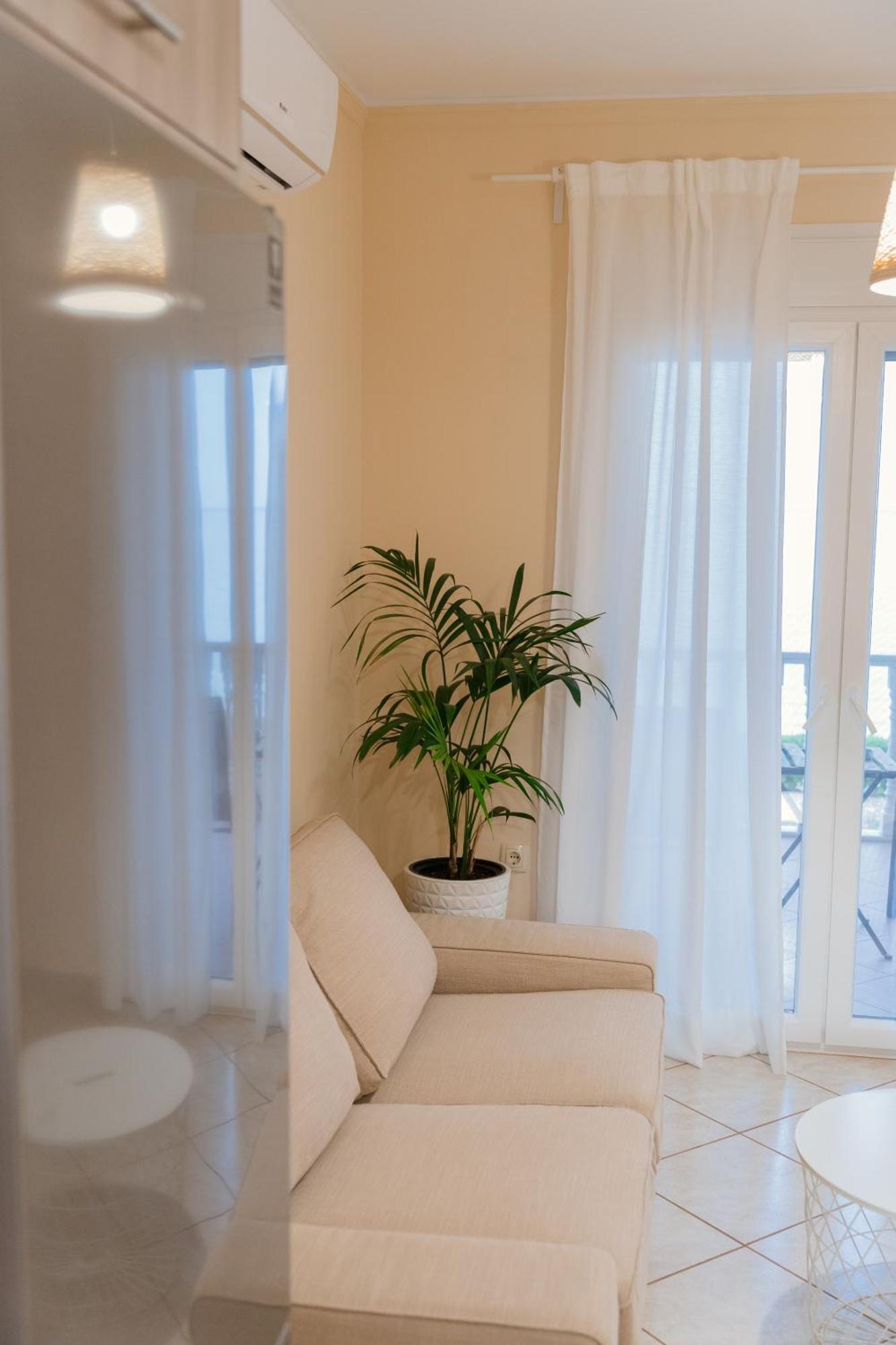 Marine Apartments Venetiko 巴拉利亚-阿亚斯弗坦恩 外观 照片